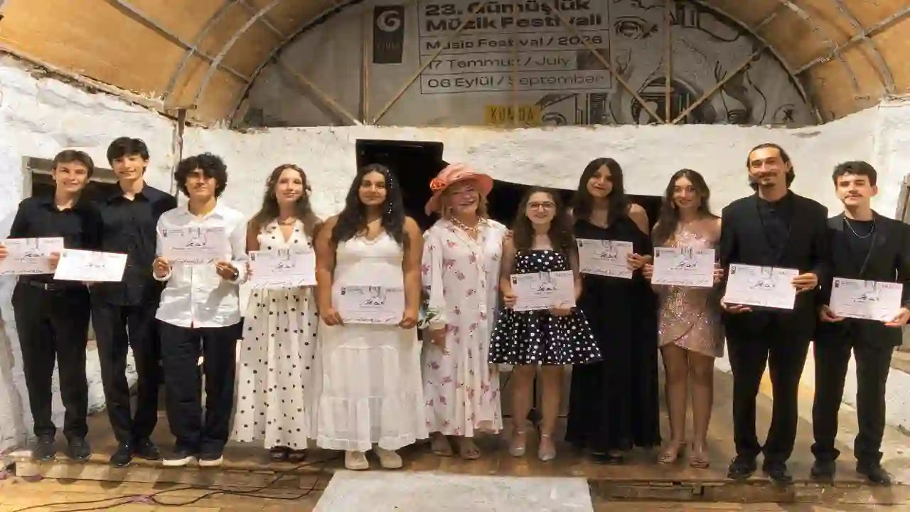 Gümüşlük Festival Akademisi’nin genç piyanistleri beğenildi
