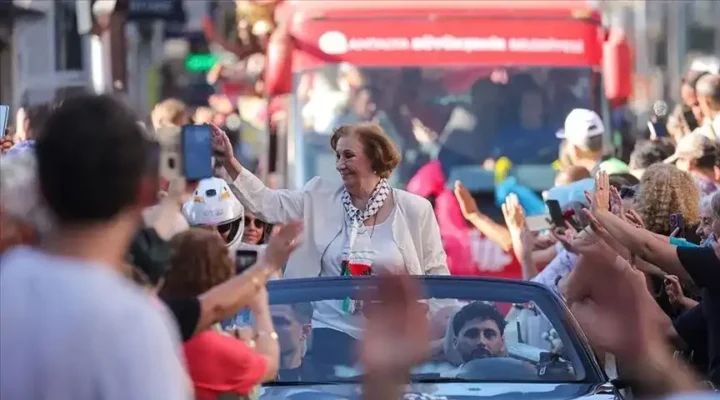 Gülsen Tuncer’e beyin kanseri tanısı konuldu