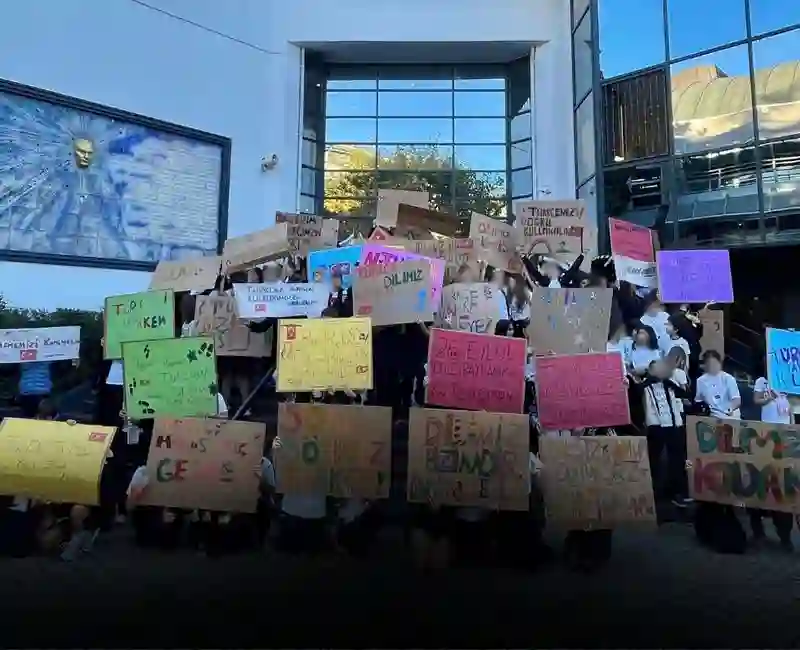 Irmak Okulları, 23–25 Eylül tarihleri arasında düzenlediği Dil Bayramı etkinliklerinde